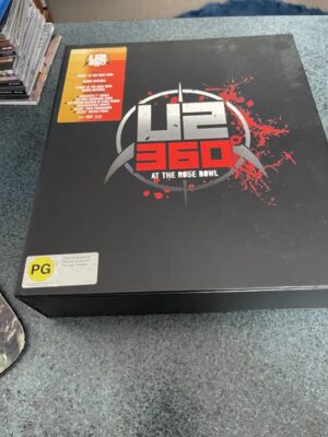 U2 360 - At The Rose Bowl (2 DVD + Blu Ray Super Deluxe Box Set)
