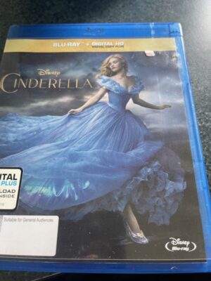 Cinderella (Live Action) Blu-ray