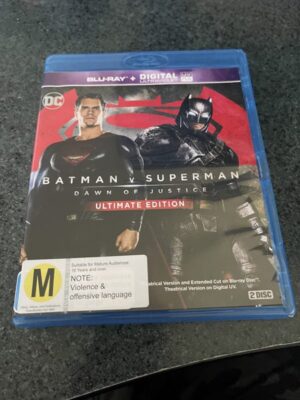 Batman v Superman: Dawn of Justice Blu-ray